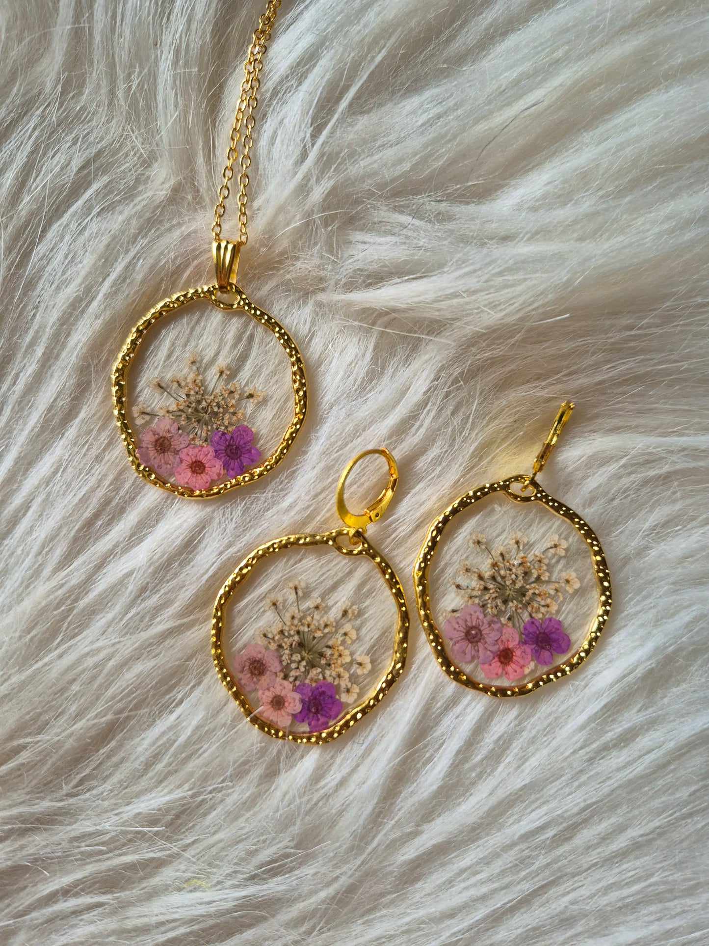 Pendant Set