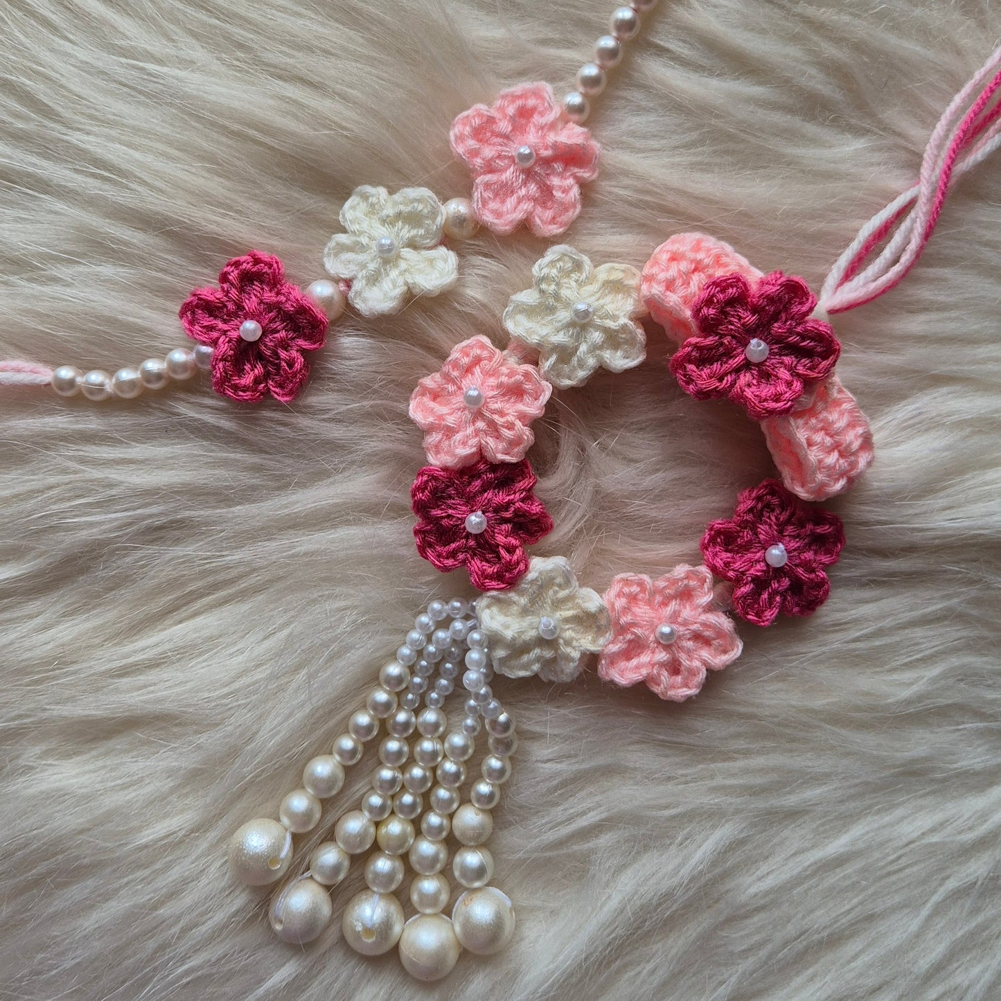 Forget me not Wreath Rakhi Pair