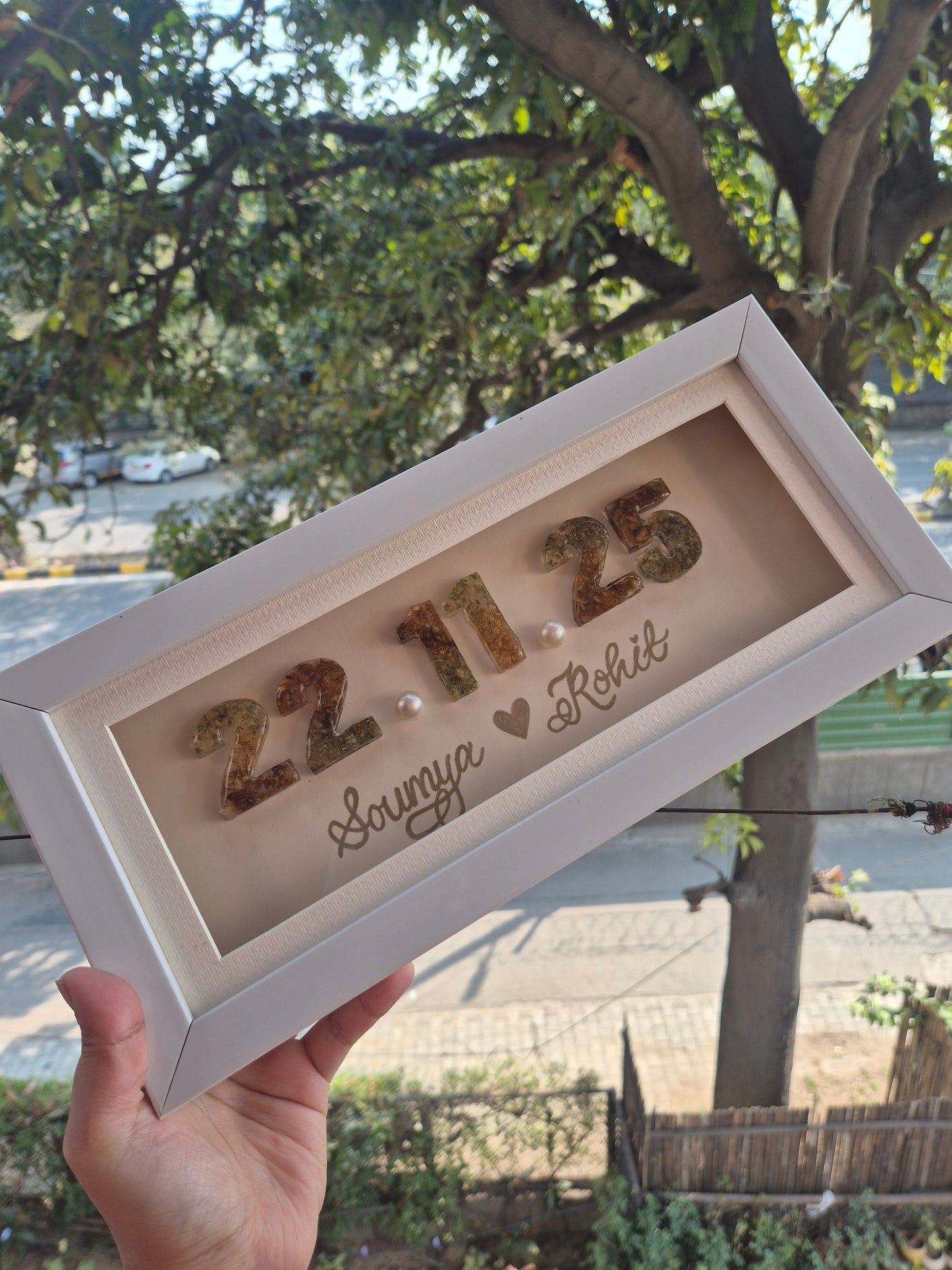 Date Shadow Frame
