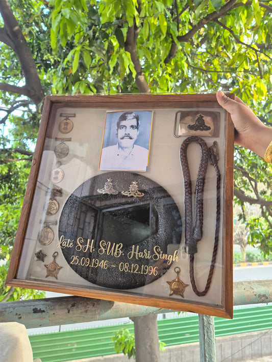 Teakwood Floating Frame- Acrylic Top