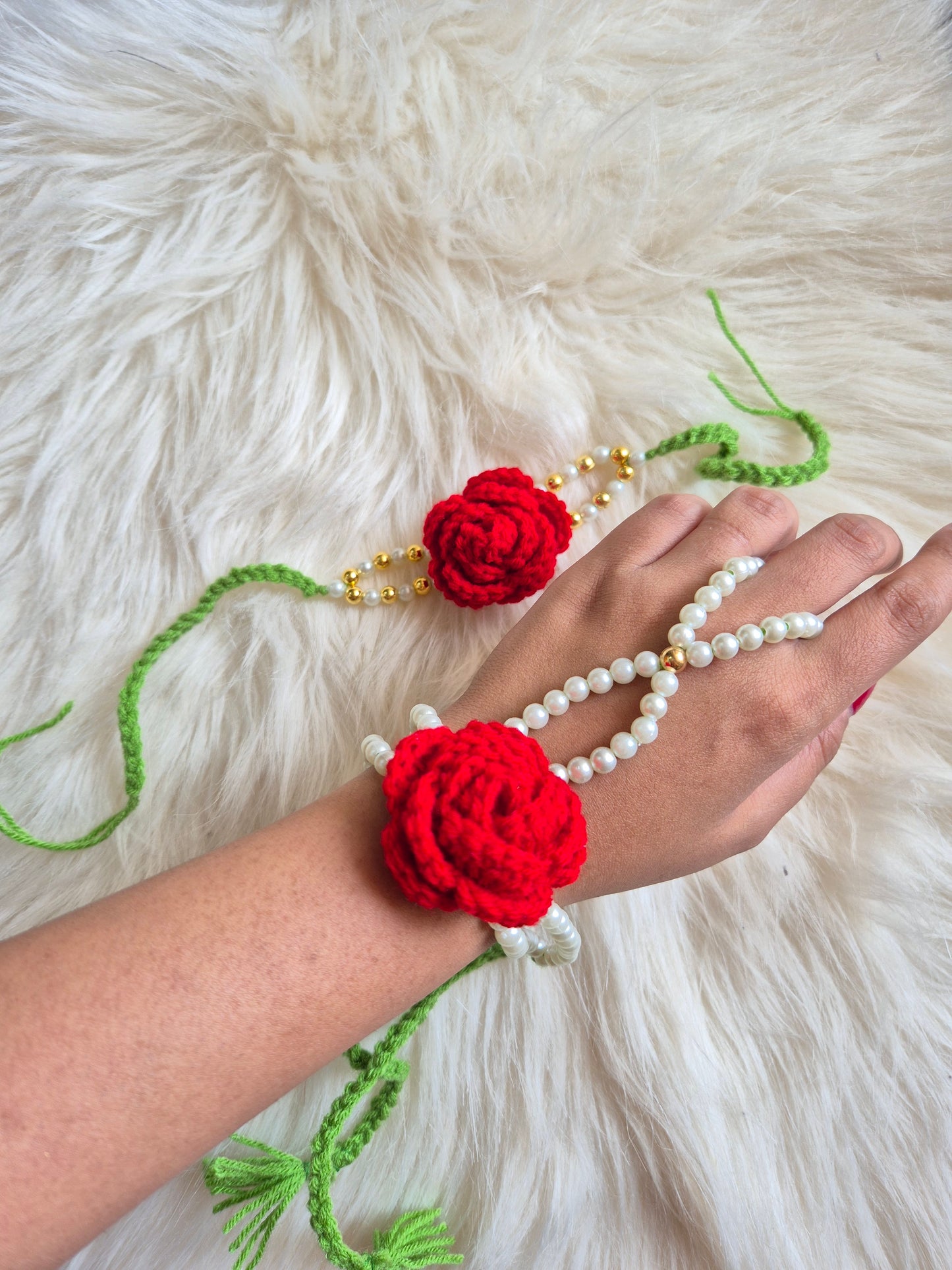 Rose Hath Phool Rakhi