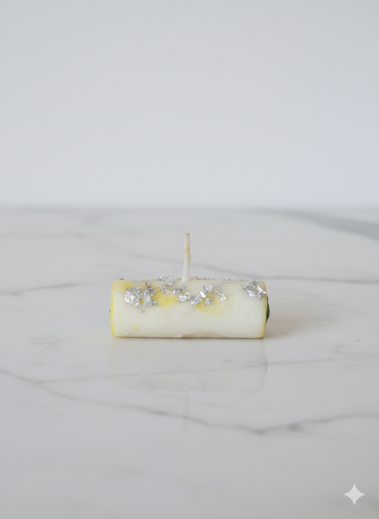 Kaju Roll Candle